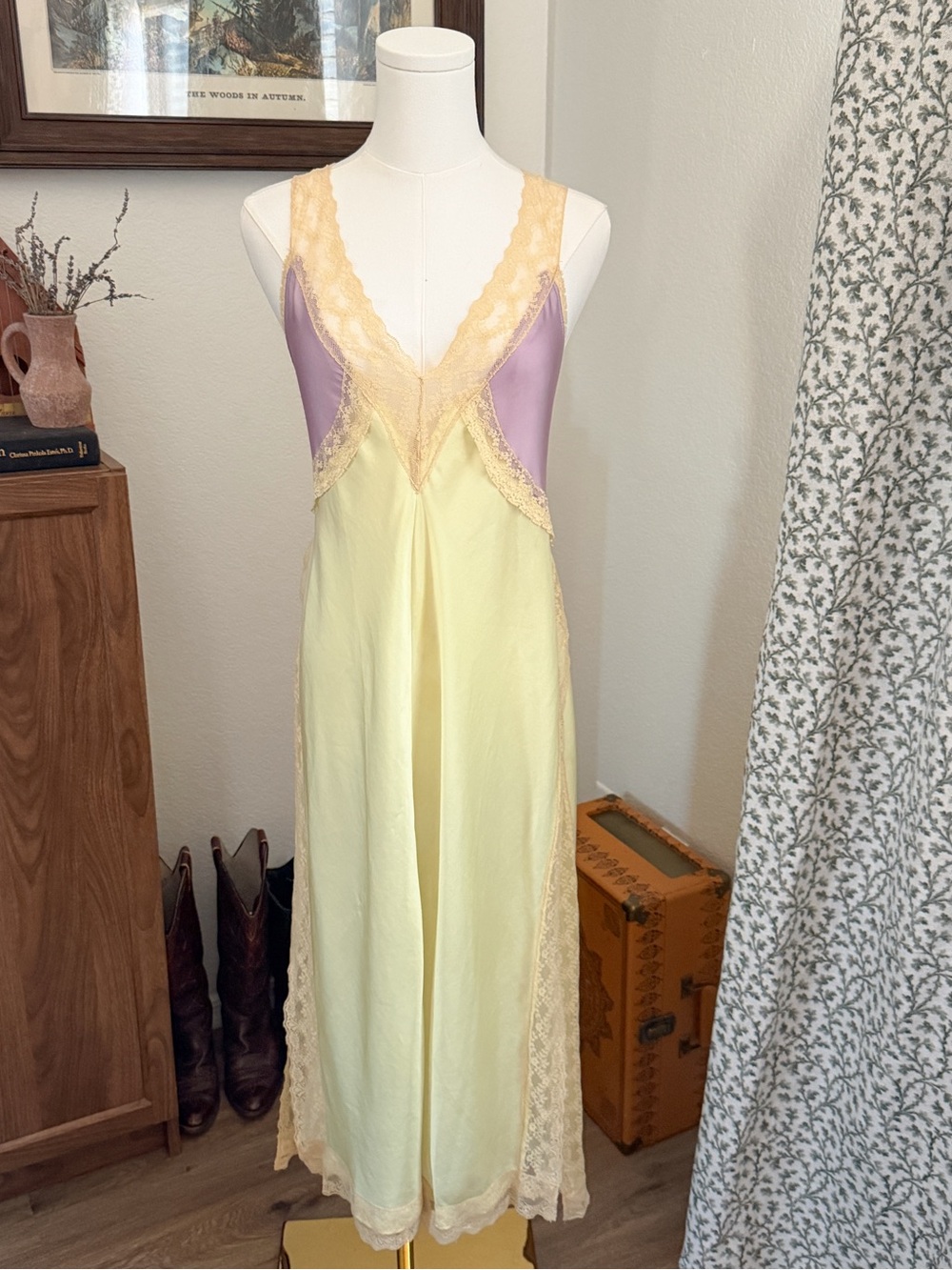 Women's Vintage-Inspired Yellow & Lavender Lace Slip Dress